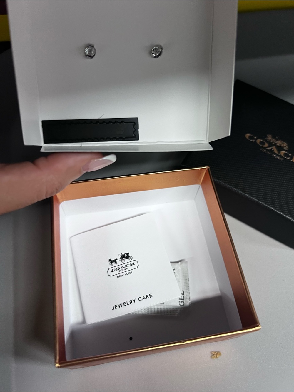 NWT Coach Signature C Crystal Stud Earrings Silver Black Box Included - Picture 7 of 7